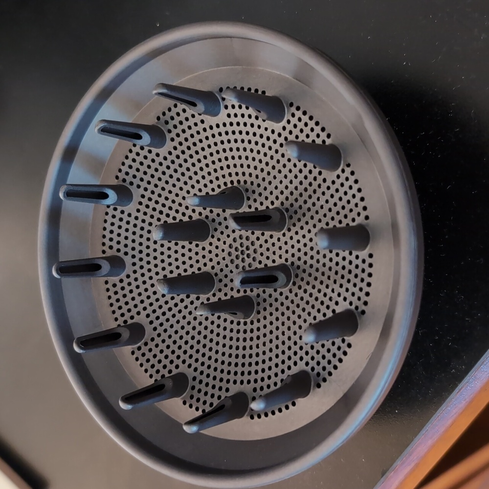 Dyson diffuser and wide tooth comb hair dryer accessories